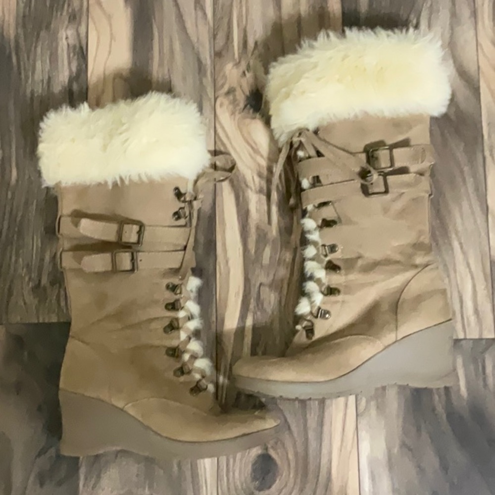 Tan Faux Fur Lace-Up Zip Boots - Size 8
